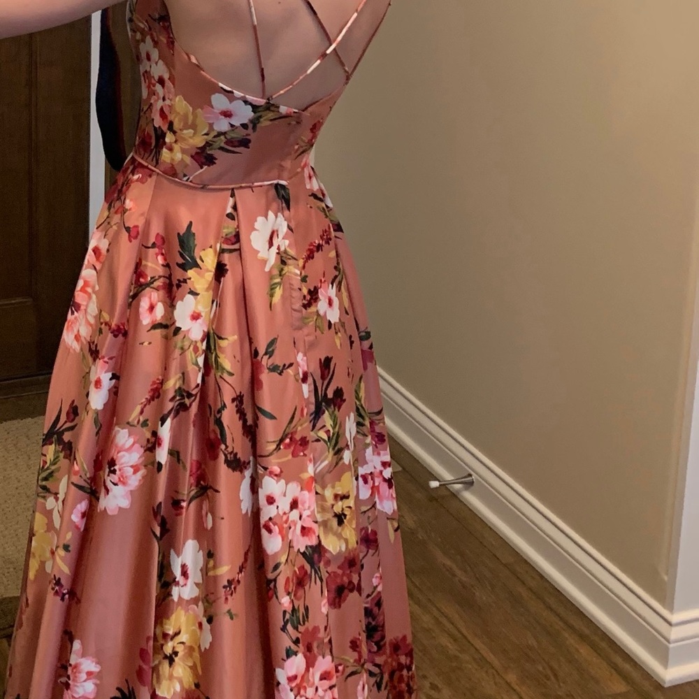 Prom dress - Picture 6 of 6